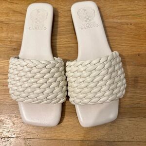 Vince Camuto Women's White Woven Slide Sandals